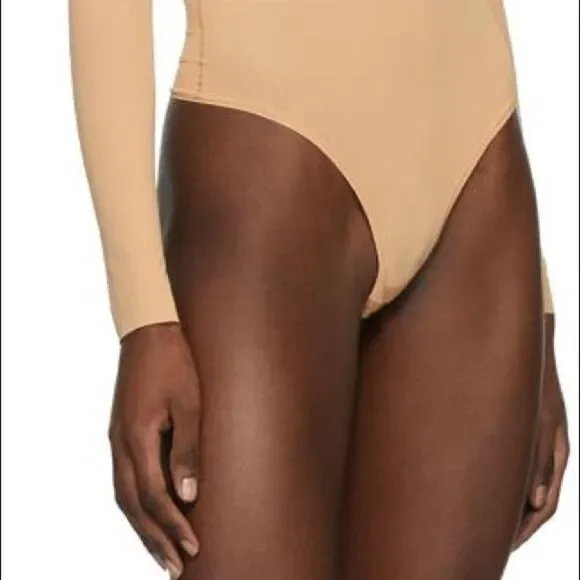 SKIMS TAN JELLY SHEER LONG SLEEVE BODYSUIT/ CLAY - Picture 5 of 6
